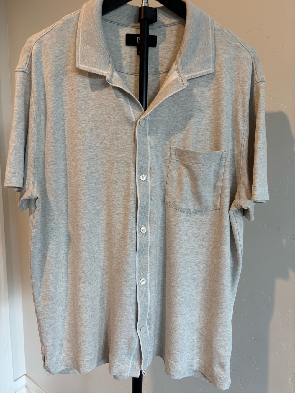 Banana Republic Cream Short-Sleeve Button-Front Casual Shirt